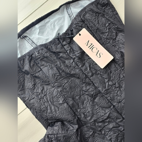 Jacquard Fitted Ruffle Hem Strapless Mini Dress - Picture 6 of 9